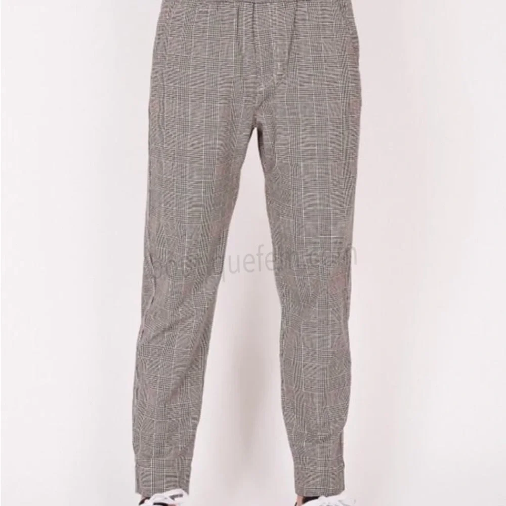 Pants - Picture 3 of 4